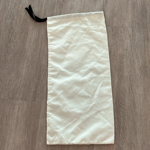 Gucci Dust Bag - Picture 2 of 2